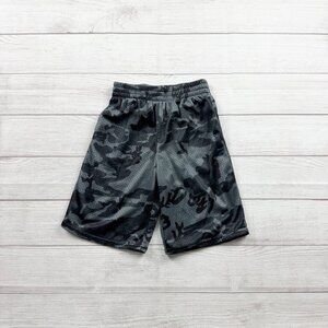 Athletic Works Boys Gray Black Camo Mesh Athletic Shorts M 8